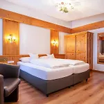 Garni Helvetia 3*