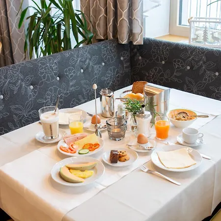 Garni Helvetia 3* ايشجل