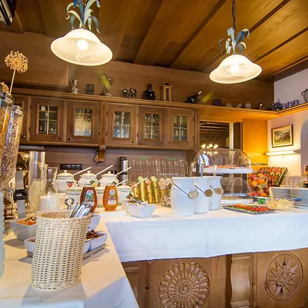 Garni Helvetia 3* Ischgl