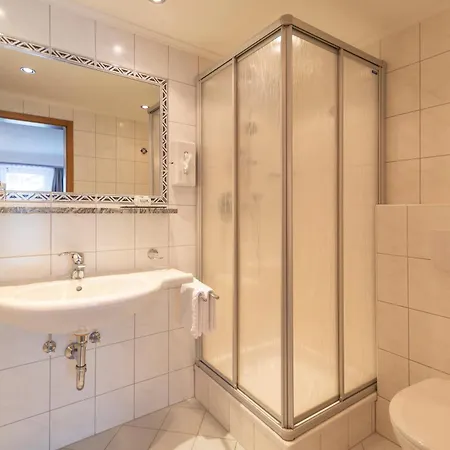 Garni Helvetia Hotel