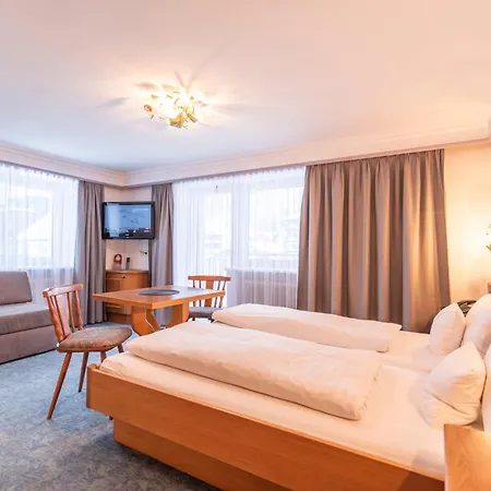 Garni Helvetia Hotel 3*