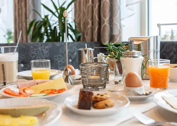 Отель Garni Helvetia 3*