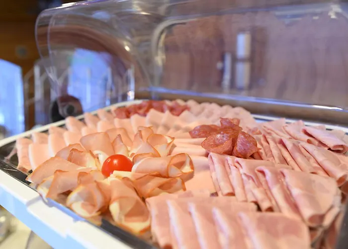 Отель Garni Helvetia Ишгль