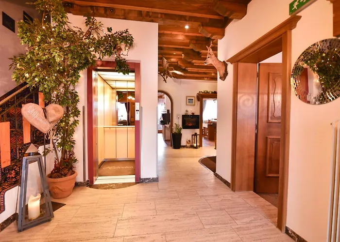 Hotel Garni Helvetia 3*