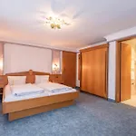 Garni Helvetia 3*