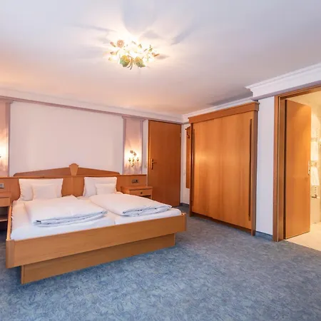 Garni Helvetia 3*