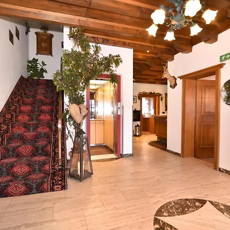 Garni Helvetia Hotell Ischgl